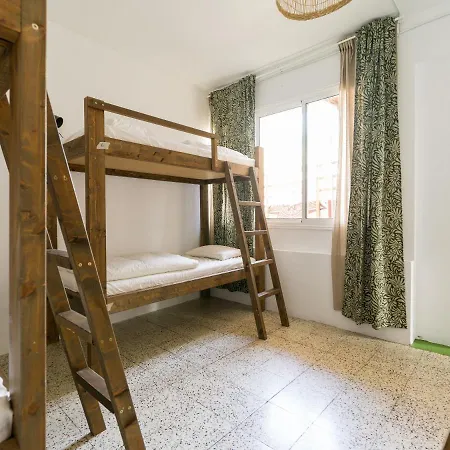 Jungle House Hostel Las Palmas